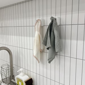 다용도 행주 수건 타올 걸이 주방 욕실 부착식 홀더 콕콕 꽂이 행거