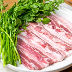 미나리삼겹살 한돈생삼겹살 600g 청도 맛집 밀키트 두꺼운 냉장, 1kg, 1개