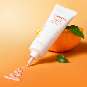 [신제품/광노화케어] 비타민C 잡티 톤업 선크림 SPF 50+ PA++++ (미백,UV에이징) 50ml, 1개