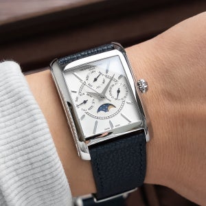 프레드릭콘스탄트 시계 까레 문페이즈 실버 쿼츠 풀캘린더 백화점AS,보증서