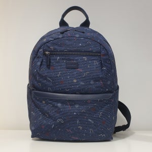 6167 인디안 두아니 웰메이드 여성 사계절 합성가죽(배색) [가죽로고라벨+중단배색가죽지퍼라인]포인트 멀티컬러 [로고레터링+플라워+도트+펜선]패턴 지퍼형 백팩 MEWUD5YB411