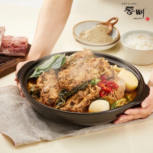 [국물요리 베스트] 통뼈감자탕 든든한 한끼 담백한맛+칼칼한맛, 1kg, 4개
