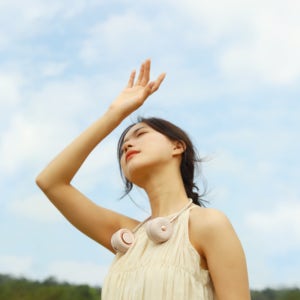 소싱 데이지 날개없는 편한 무선 넥밴드 선풍기 넥풍기