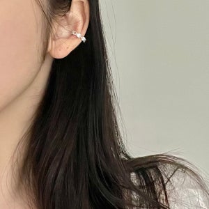 [무배] 실버925 물방울 연속 큐빅 이어커프 귀찌 귀안뚫는 귀걸이