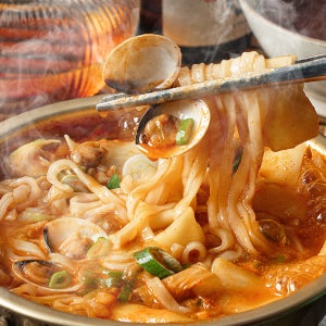 얼큰 김치 칼국수 손칼제비 밀키트 수제비