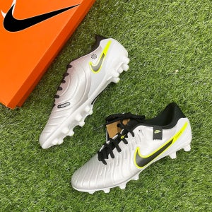 나이키 티엠포 레전드 10 아카데미 HG DV4339-001 맨땅용 성인축구화