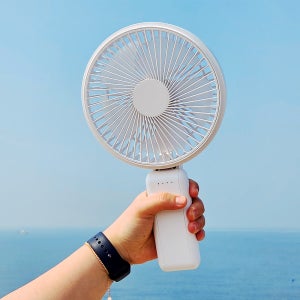 애니클리어 휴대용선풍기 빅팬 폴더블 무선 손풍기 FH10 화이트