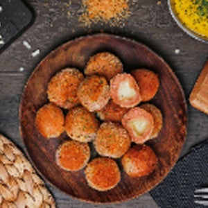 세가지맛 치즈볼 생지 1kg x 10봉 업소용 냉동 트리플 치즈볼 모짜렐라 크림 체다