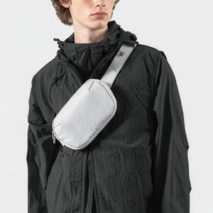 [마테마틱] 보트 W15 힙색 도난방지 슬링백 유럽 여행용 RFID차단 세이프 가방