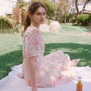 [샤틴] 프릴 카라 시폰 롱 원피스 O252T608