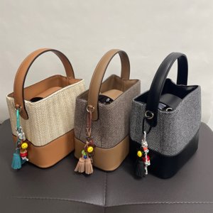 (국내 제작) 우아한여인 헤링본 토트백 라탄 비스코스 백