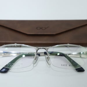 플립업 위로 올리는 일제 반무테 안경테 베타 티탄 노안 안경 추천