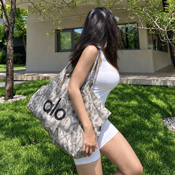 [국내배송] 알로요가 ALO alo 알로가방 토트백 쇼퍼백 에코백 보부상가방 룰루레몬