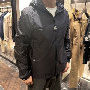 몽클레어 에티아체 ETIACHE 남성 후드 바람막이 레인 자켓 3컬러