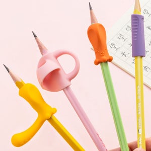 필사 바르게 글씨쓰기 교정연습 연필그립 편안한 그립감 부드러운 재질 피로감 줄이는 도구