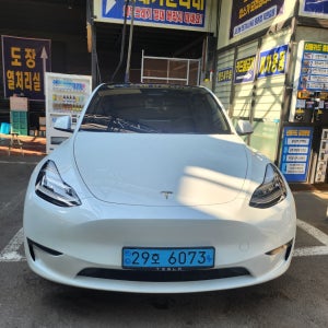 [한달/월렌트] 테슬라 모델Y 22년식 롱레인지 5인승/4WD/전기 서울 경기 한달