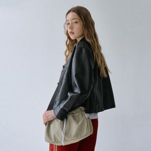 [비아모노] 트루비 스트링 크로스백 데일리 여행용 나일론 가벼운 숄더백
