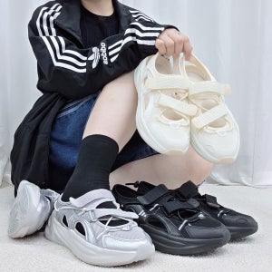 국내매장품 아디다스 오즈웨이브 샌들 가벼운 여성스트랩샌들