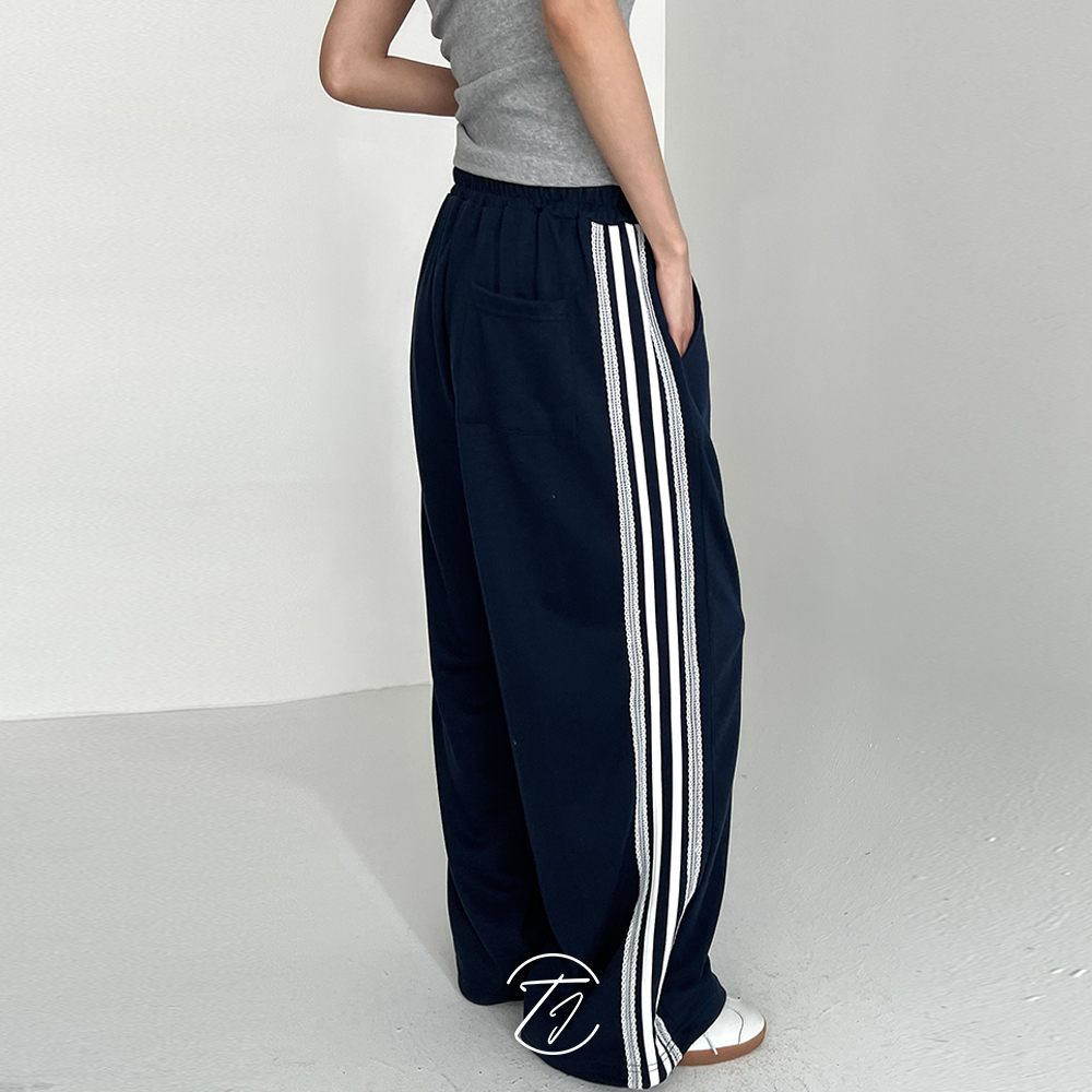 (44-77)레이스 와이드 트레이닝 밴딩 팬츠 4줄 배색 사이드 라인 루즈핏 꾸안꾸 츄리링 편한 바지 캐주얼 힙 MZ세대 빅사이즈