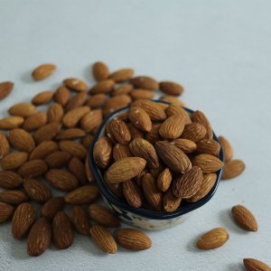 구운 아몬드 100g, 1개