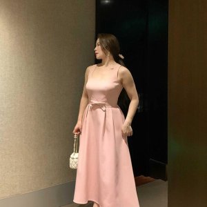 빅사이즈 통통 여성 청순 프렌치 햅번 스타일 허리리본 나시 원피스 스커트