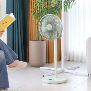 신일 강력한바람 BLDC 7엽 30cm 2in1 저소음 키높이선풍기 리모컨형 라임그린/스탠드 탁상용선풍기