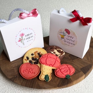 수제 쿠키 답례품 스승의날 어버이날 선물 간식 카네이션 쿠키 5개입