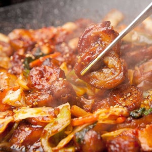 국내산 한돈 참숯직화 불막창 180g+180g 초벌 참숯훈연으로 잡내제거