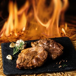 프리미엄 듀록 볏짚 목살 짚불 초벌구이 500g, 4개