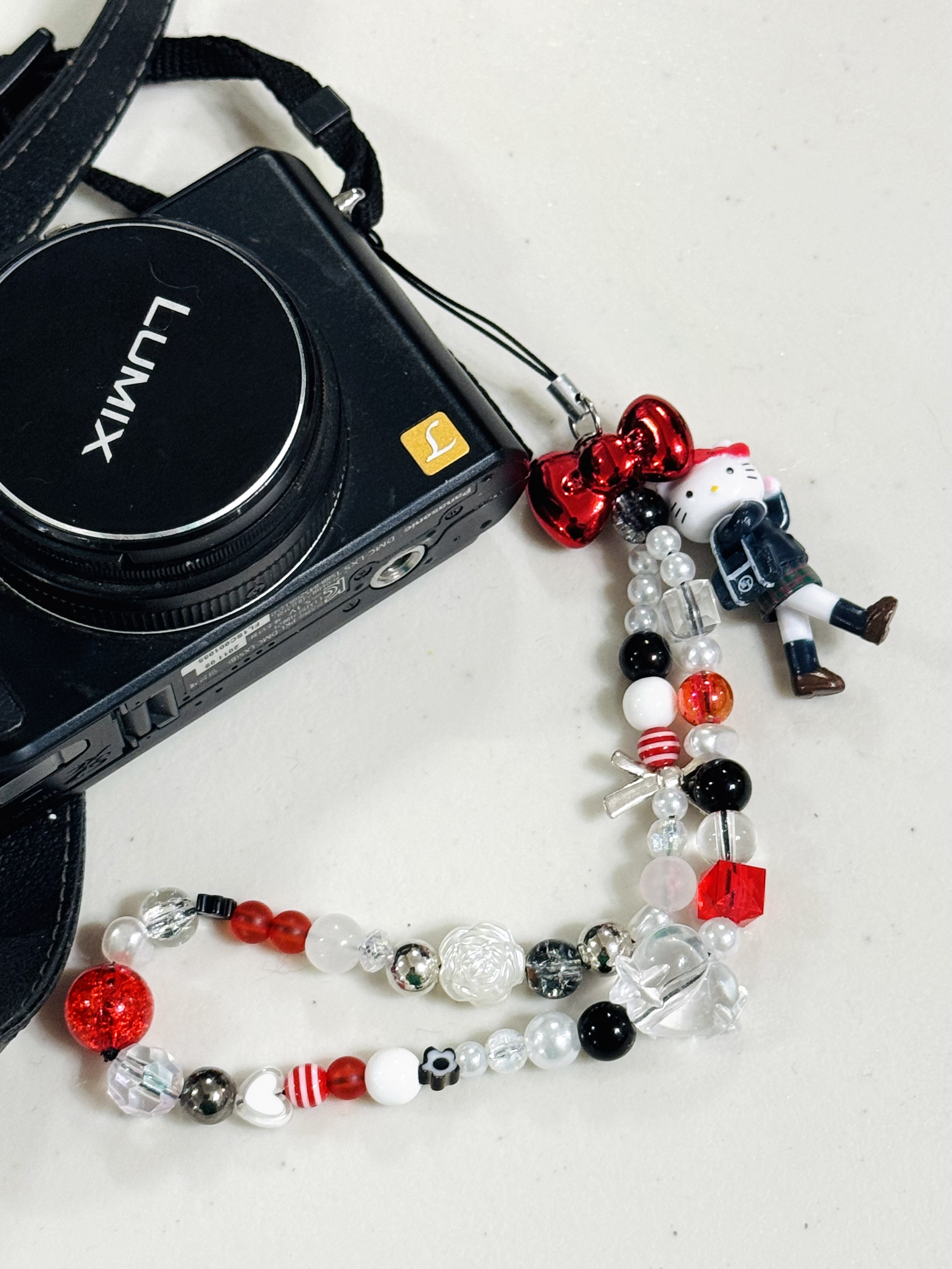 어느덧 학생 키티 폰 스트랩