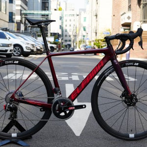 엘파마 레이다 디스크 8[펄 바이올렛] 스램 라이벌 AXS 카본 로드 바이크 완성차