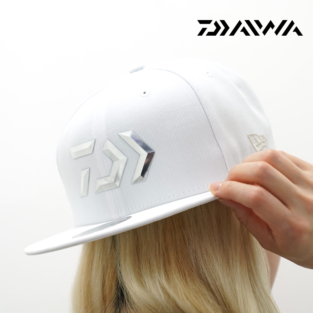 다이와 25SS 스냅백 은장 DC-6425NK 뉴에라 콜라보