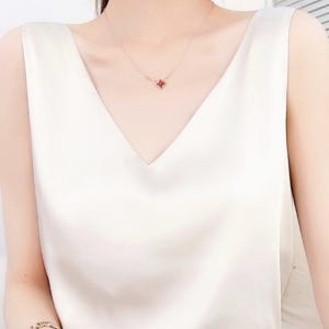 끈나시블라우스 실크정장이너 민소매 나시 쉬폰나시 여성 여름
