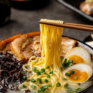 핵이득 마켓 참피디 정통 일본 간편 원팩 차슈 돈코츠 라멘 700g