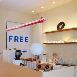 헤이유드 튜브레이 긴 바 조명 식탁등 롱스트립 팬던트 LED 다이닝 카페조명 레드 100CM