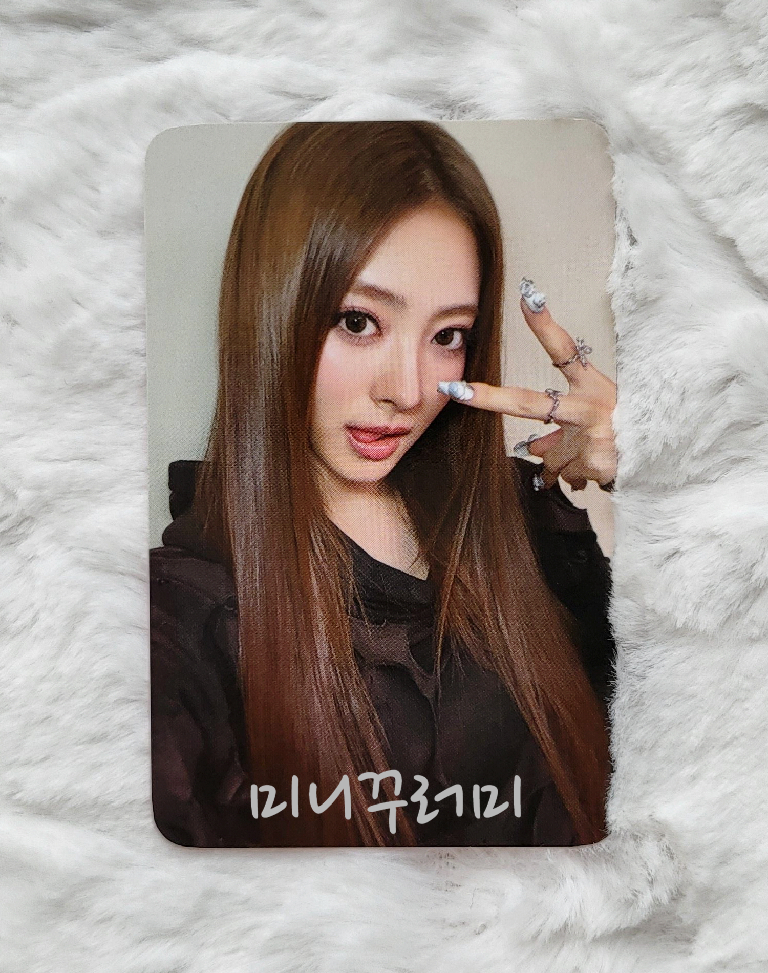 MEOVV Anna Photocard