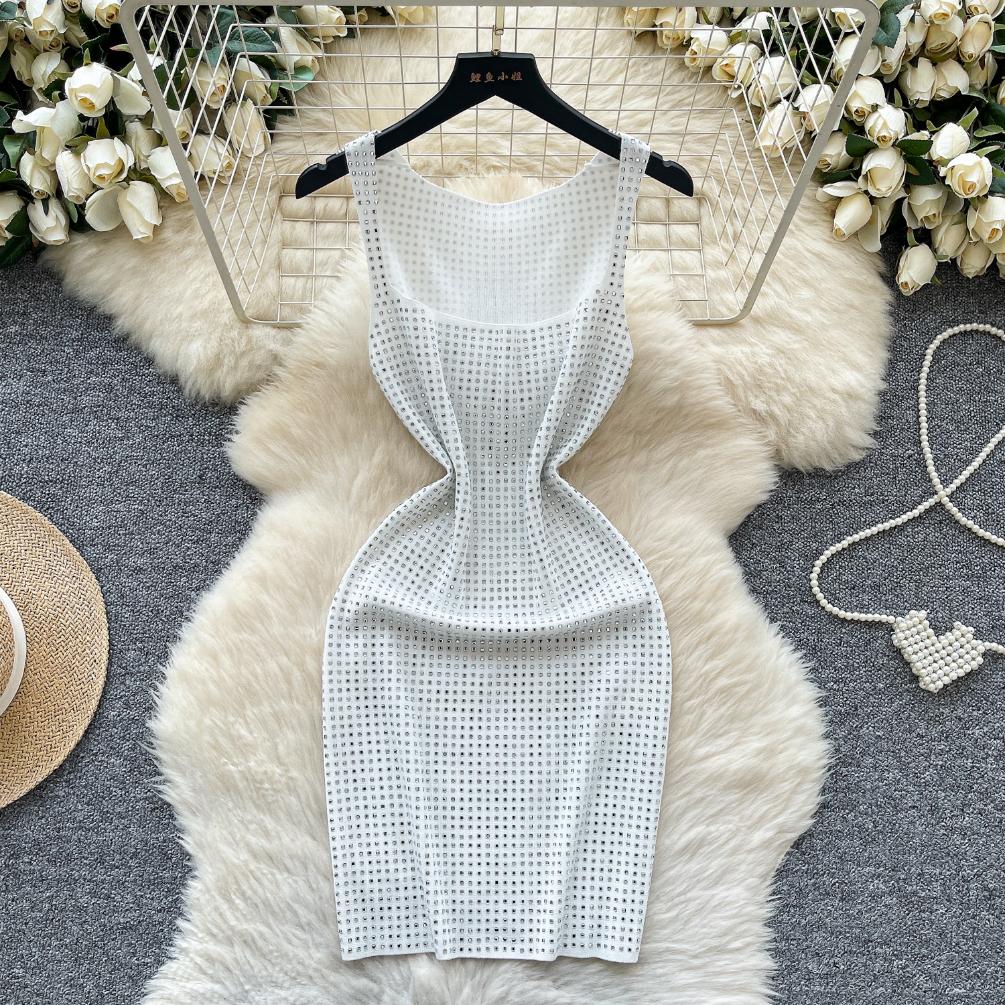 로맨틱 원피스 드레스 여름철 여성 미니멀리스트 스타일의 슬링 니트 . 무거운 핫 다이