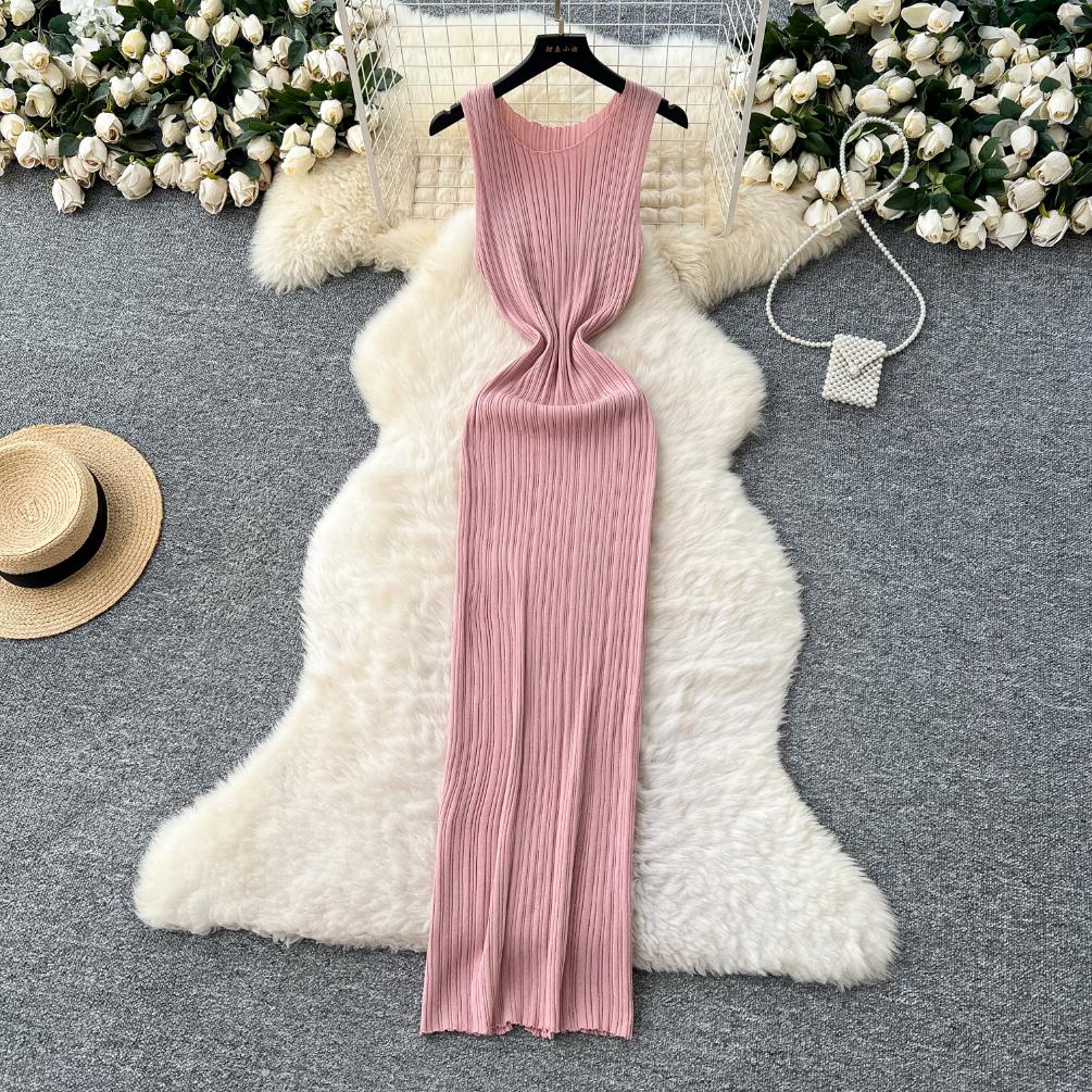 로맨틱 원피스 드레스 여름철 여성 미니멀리스트 스타일의 슬리브리스 플리츠 슬림핏과 슬