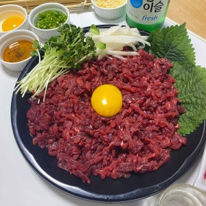 국내산 마장동 육회 1kg 업소용 대용량 육회용소고기 생고기 당일작업