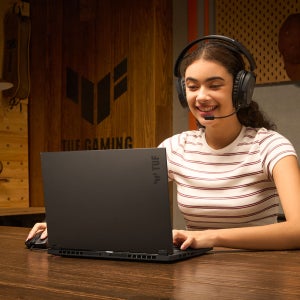 ASUS TUF A14 게이밍 노트북 QHD RTX5060 대학생 배그 FC온라인 포토샵