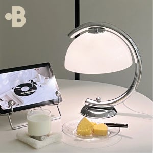 본디자인랩 인테리어 조명 협탁 침실 테이블 무드등 단스탠드 하프문 버터