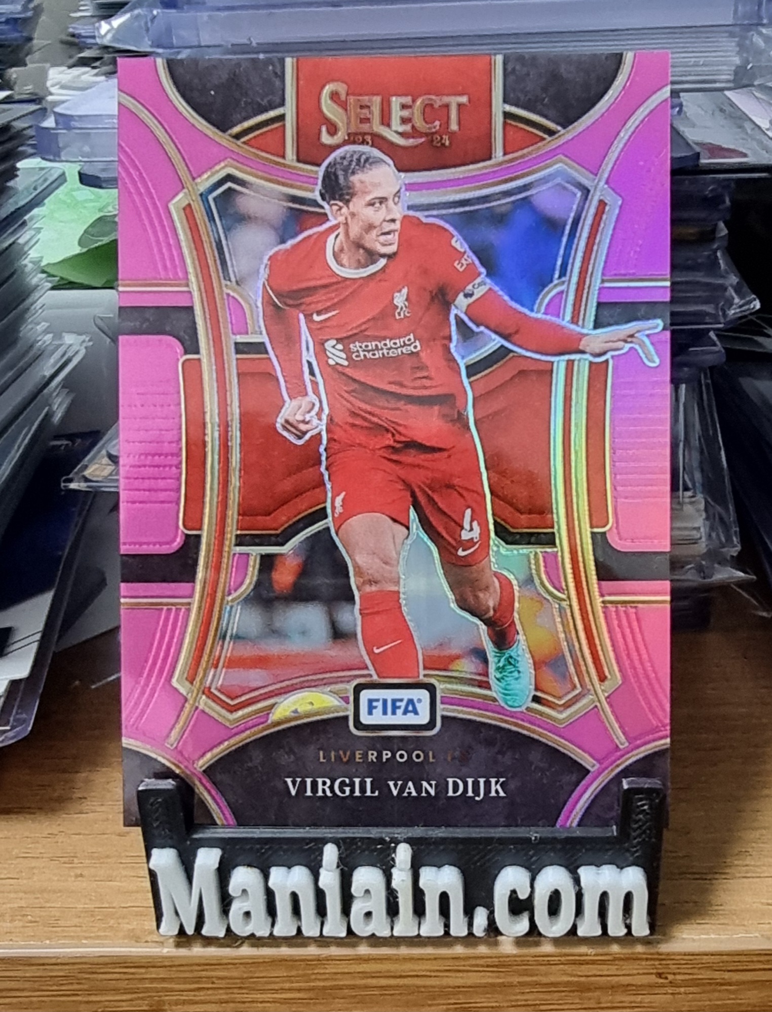 75한정판 버질 반 다이크 2023-24 Panini Fifa Select Virgil van Dijk Pink Prizm No-109 축구카드