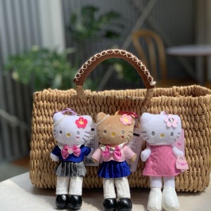 롱다리 교복 키티 키링 산리오 헬로키티 코갸루 태닝키티인형 키홀더 백참