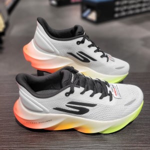 스케쳐스 남성 에어로 버스트 SP0MRCFX112