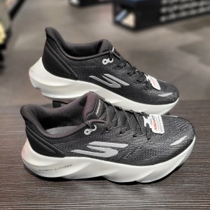 스케쳐스 남성 에어로 버스트 SP0MRCFX113