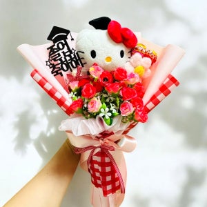 산리오 학사모 인형 꽃다발 헬로키티 쿠로미 폼폼푸린 포차코 졸업식 꽃다발