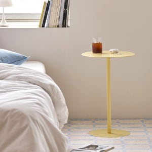 메종드꼼마 모어 사이드 테이블 소파 협탁 간이 미니 이동식 탁자 보조 침대 책상 티테이블