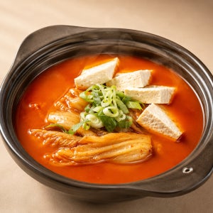 엄마손 김치찌개 청국장 집밥 캠핑 밀키트 35년전통 2대째 전주 맛집