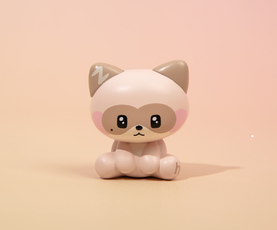 ZEROBASEONE ゼロニーモニターフィギュアハニーニ