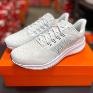국내매장판 나이키 에어 줌 페가수스39 러닝화 DH4071-100 화이트
